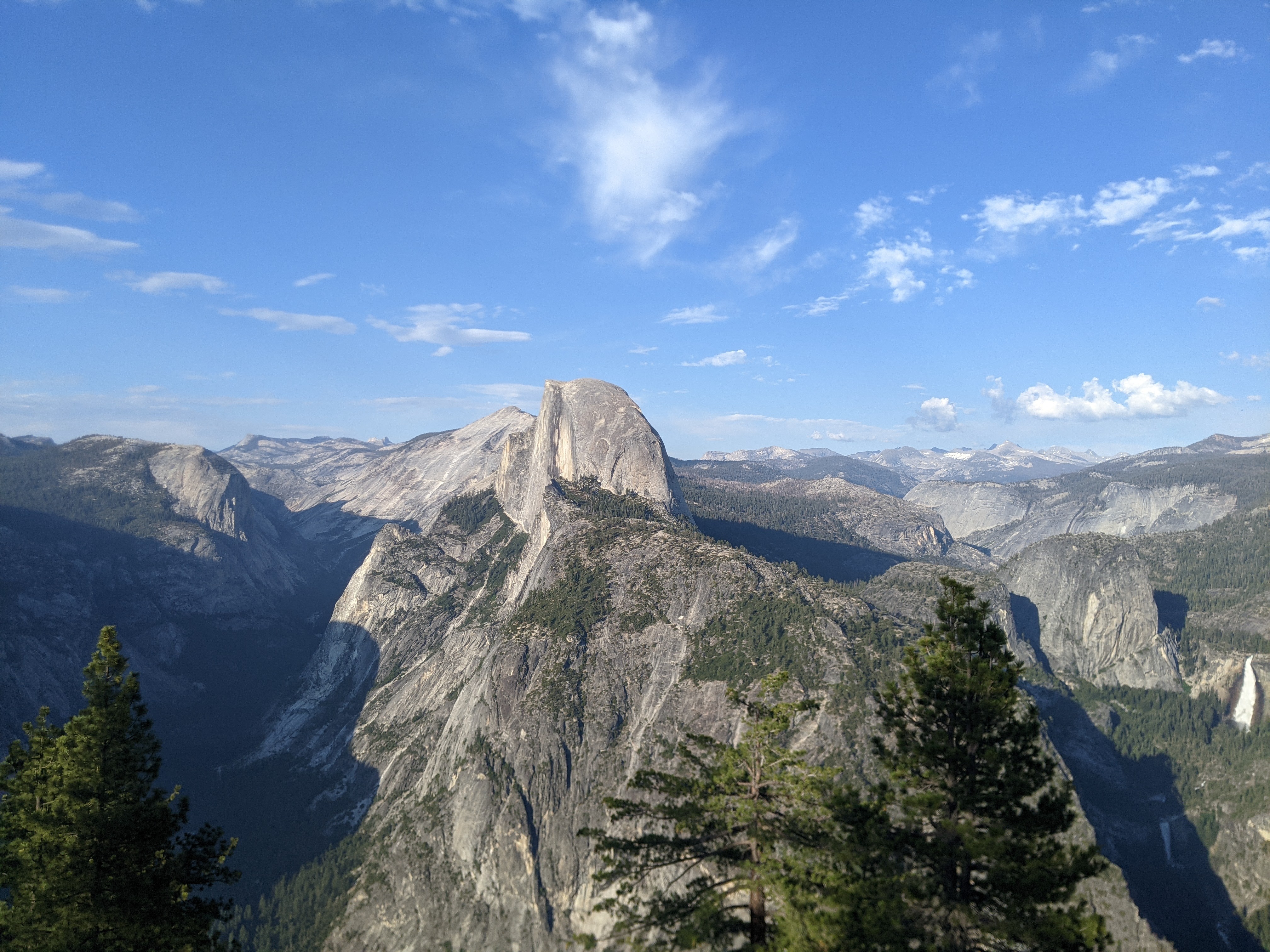 Glacier Point 视角的 Half Dome